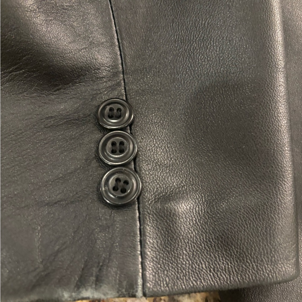 Men’s Leather Jacket - Picture 4 of 6